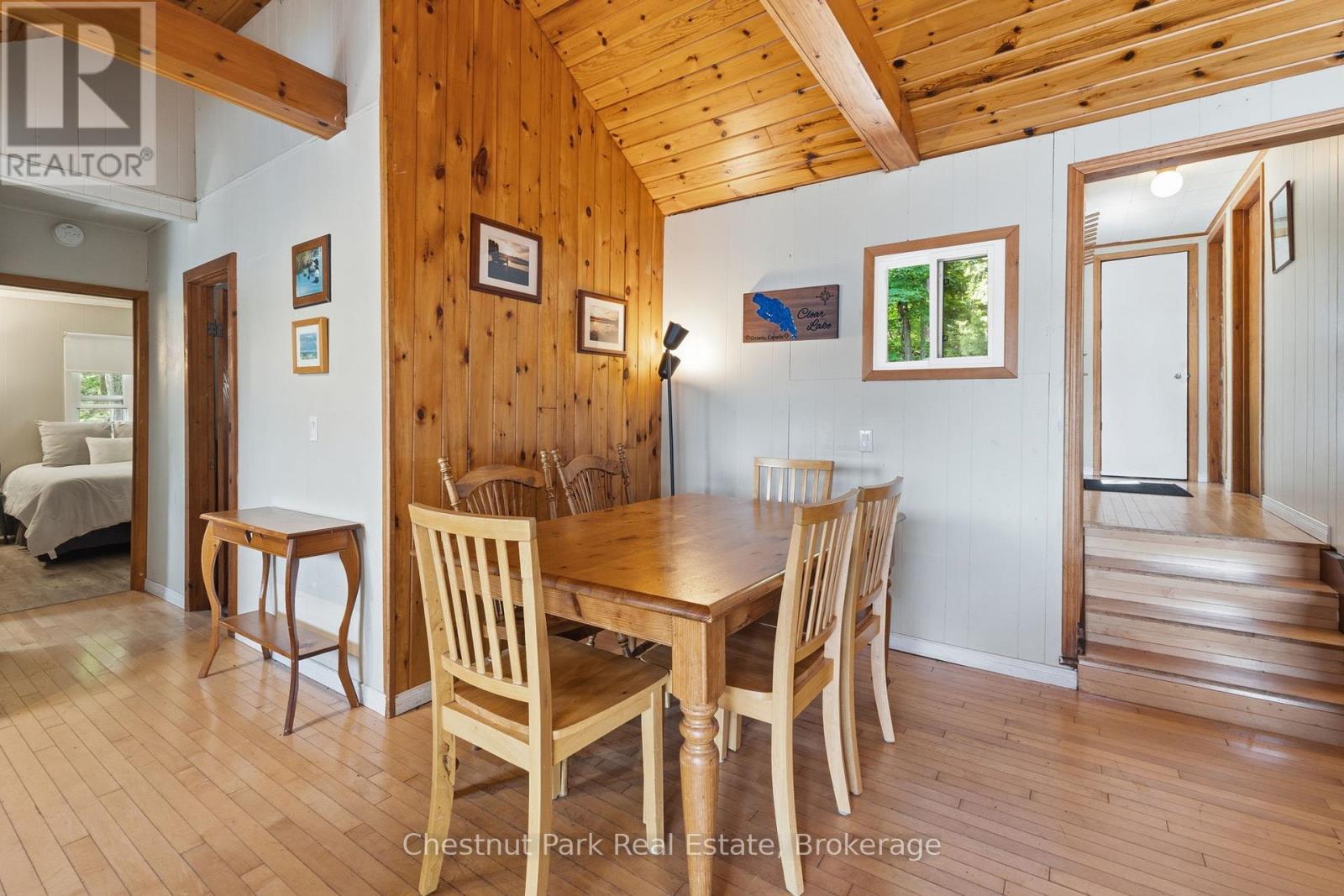 #3 1143 RIDGE ROAD - 18