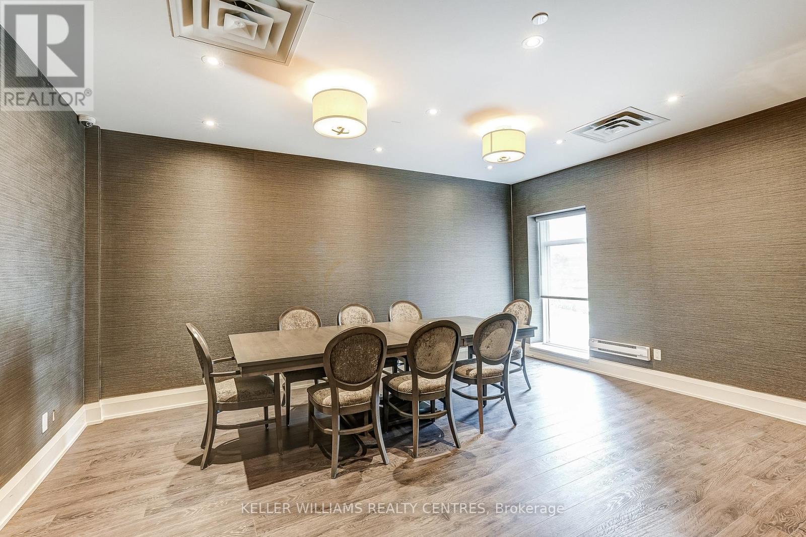 #317 15277 YONGE STREET - 34