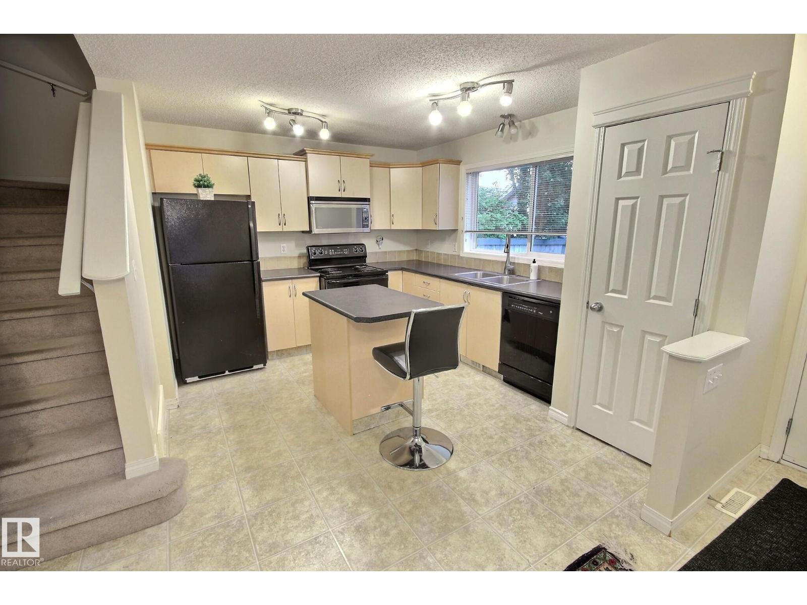 1516 76 ST SW - photo 3