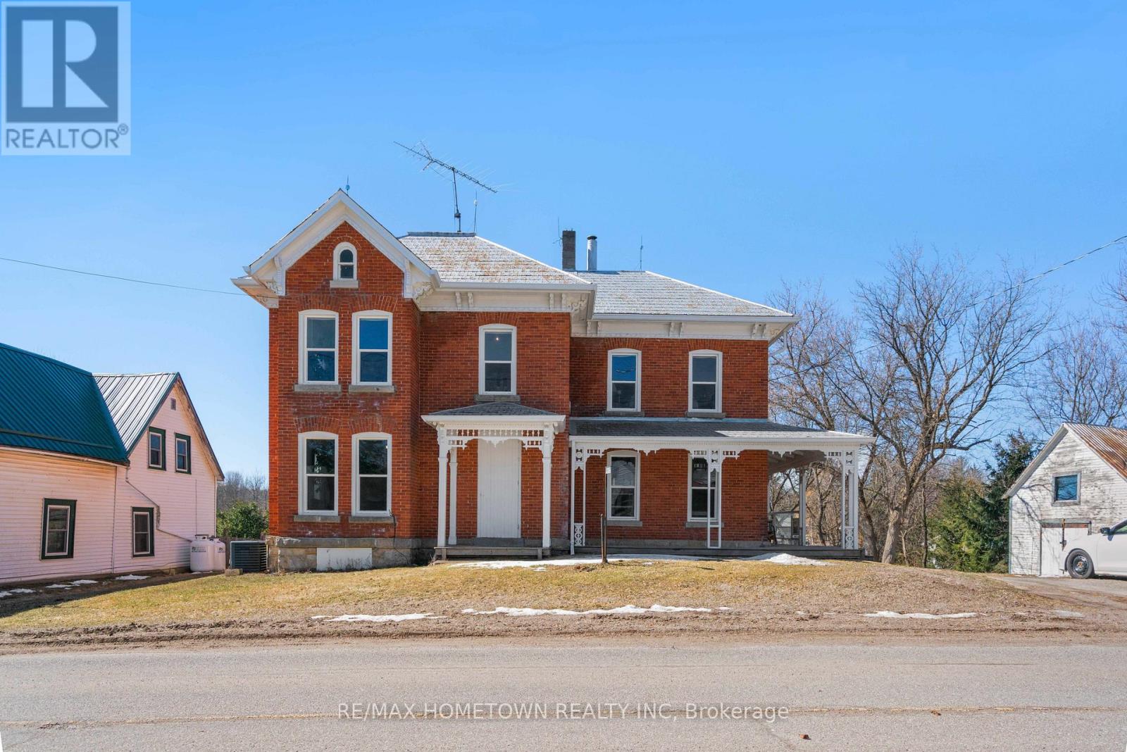 12 KINGSTON STREET - 1