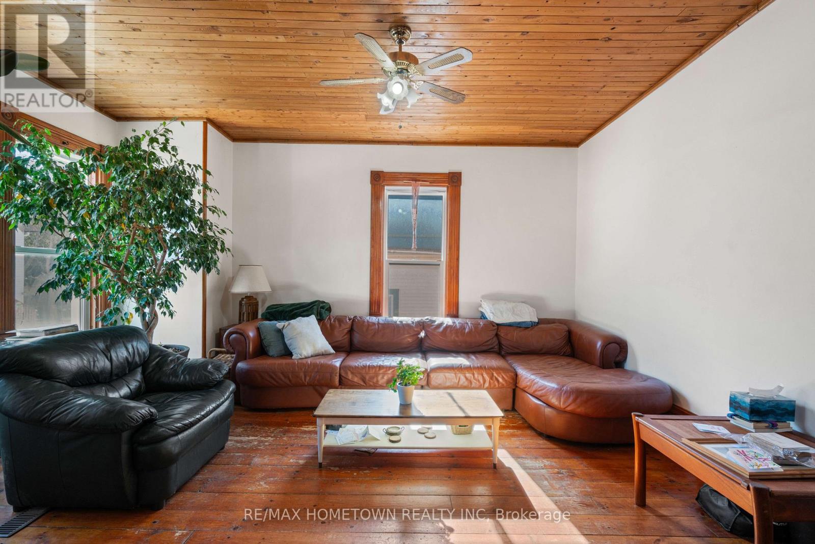 12 KINGSTON STREET - 6
