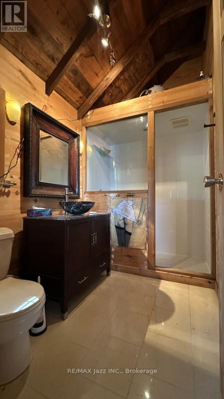 1314 SHEBESHEKONG ROAD - Image 30