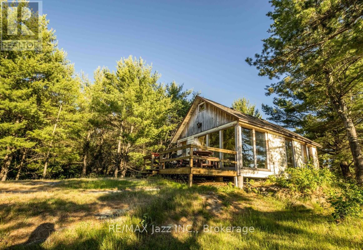 1314 SHEBESHEKONG ROAD - Image 25