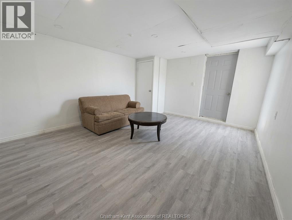 79 Dunvegan DRIVE - 32