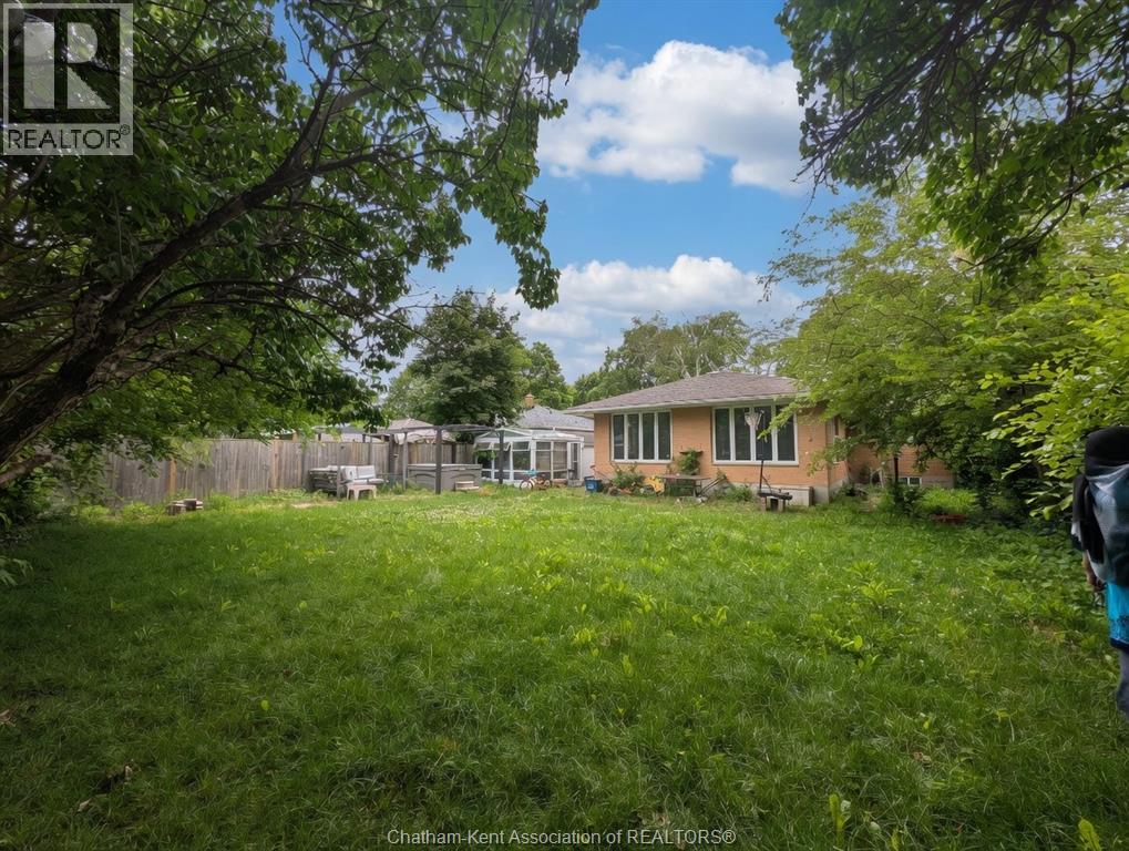 79 Dunvegan DRIVE - 34