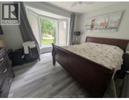 Family room/Fireplace - 79 Dunvegan Drive, Chatham, ON N7M4Z9 Photo 9