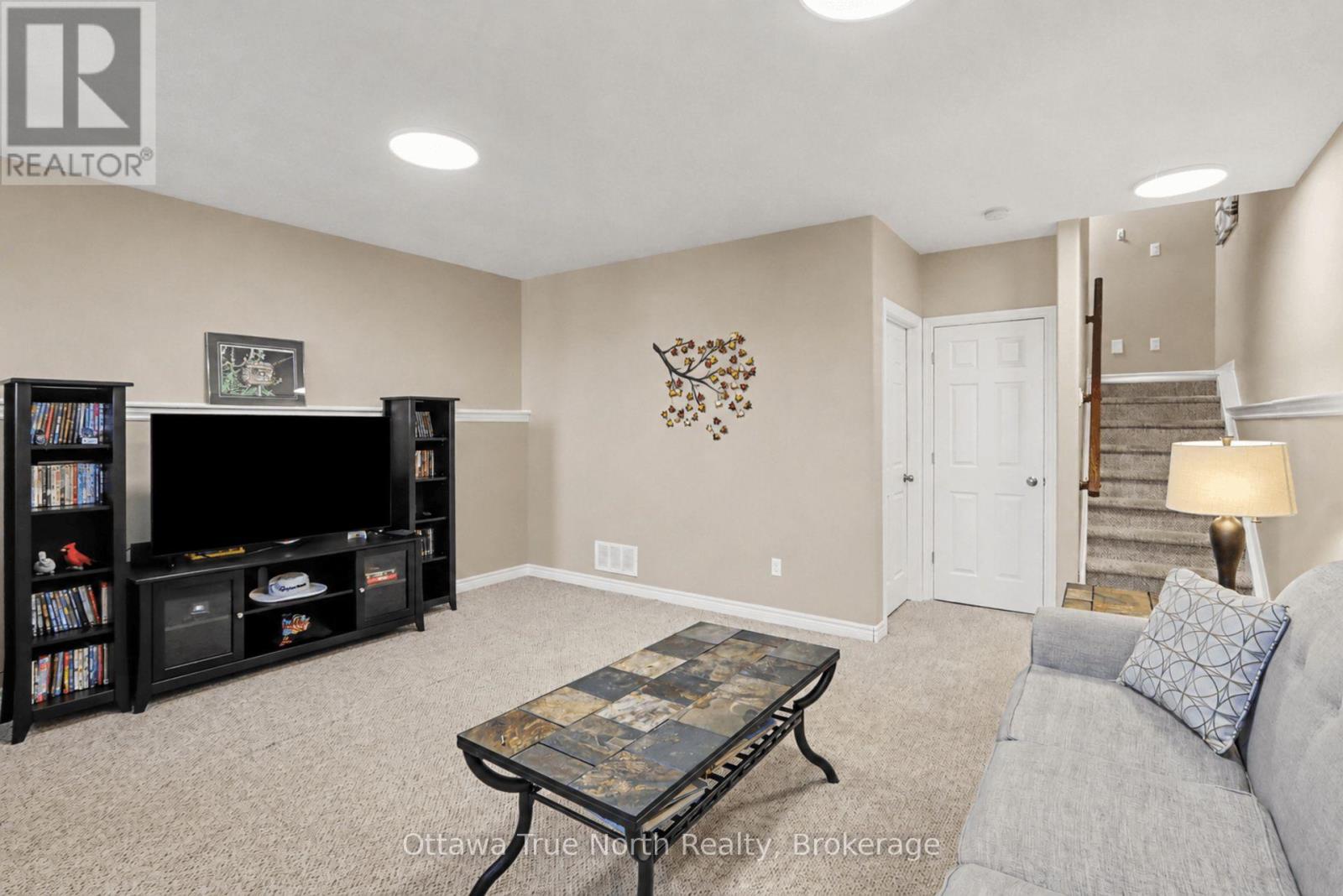 514 STANLEY BROTHERS STREET - 24