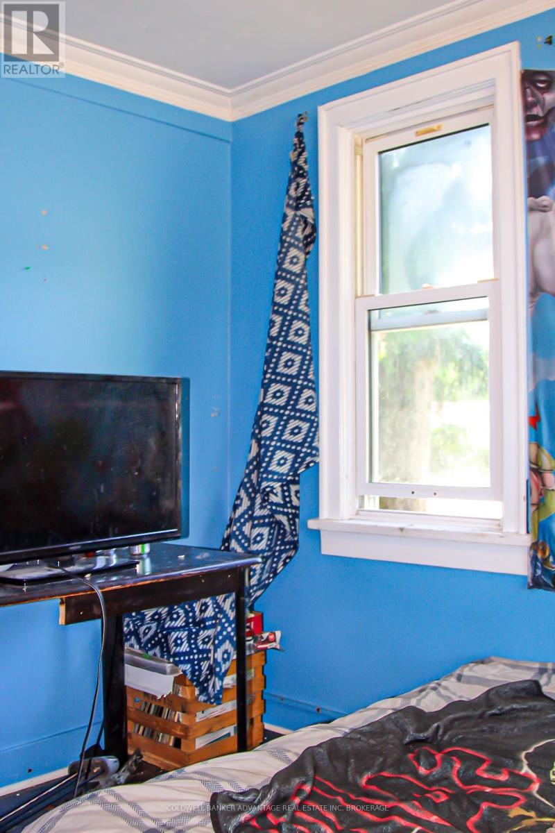 40 RAMEY AVENUE - 15