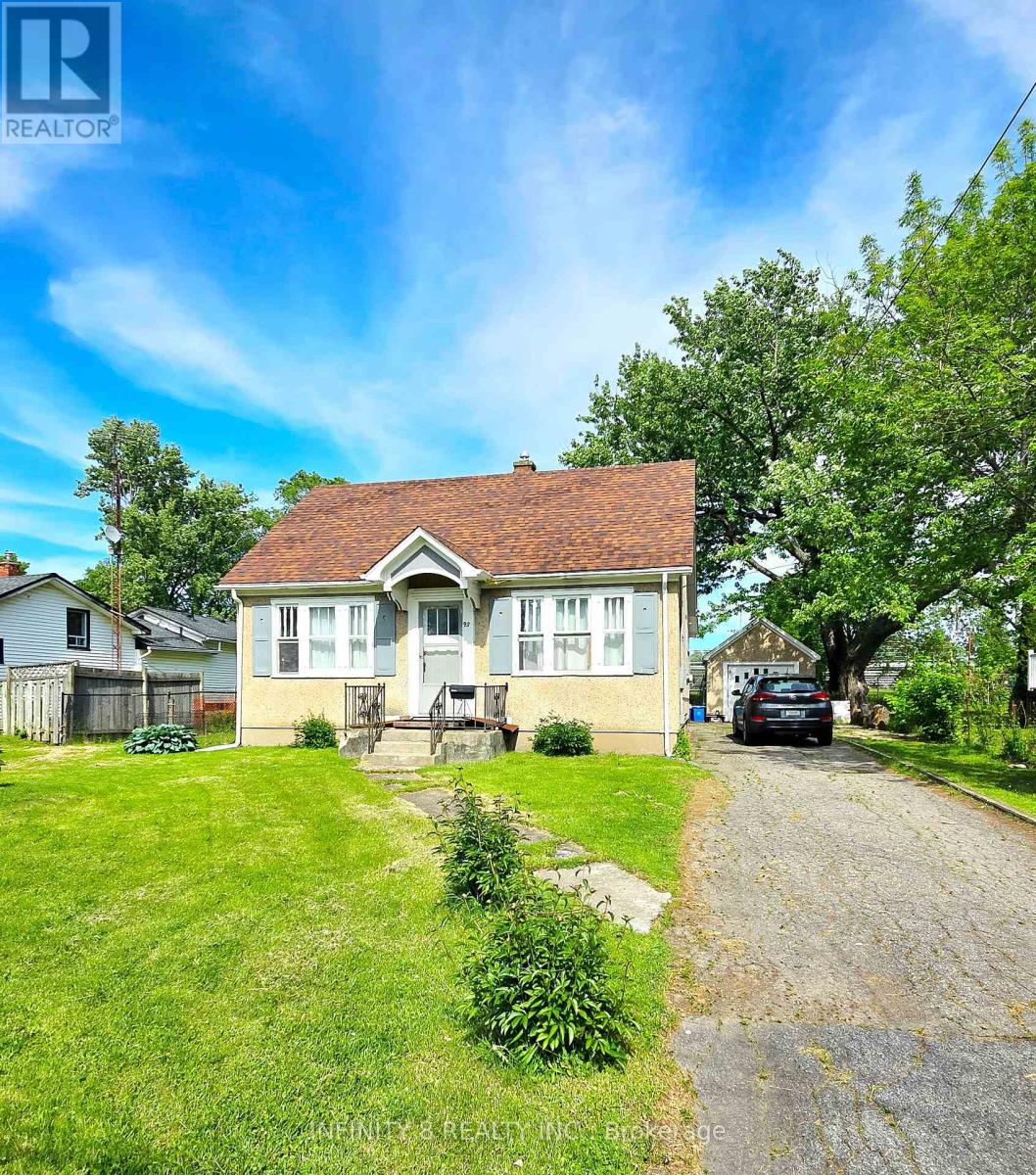 98 LOUTH STREET - 3