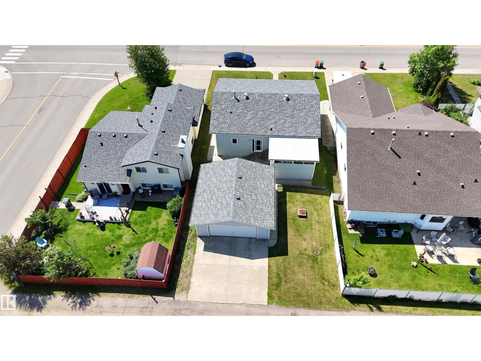 5003 57 AV — photo 44
