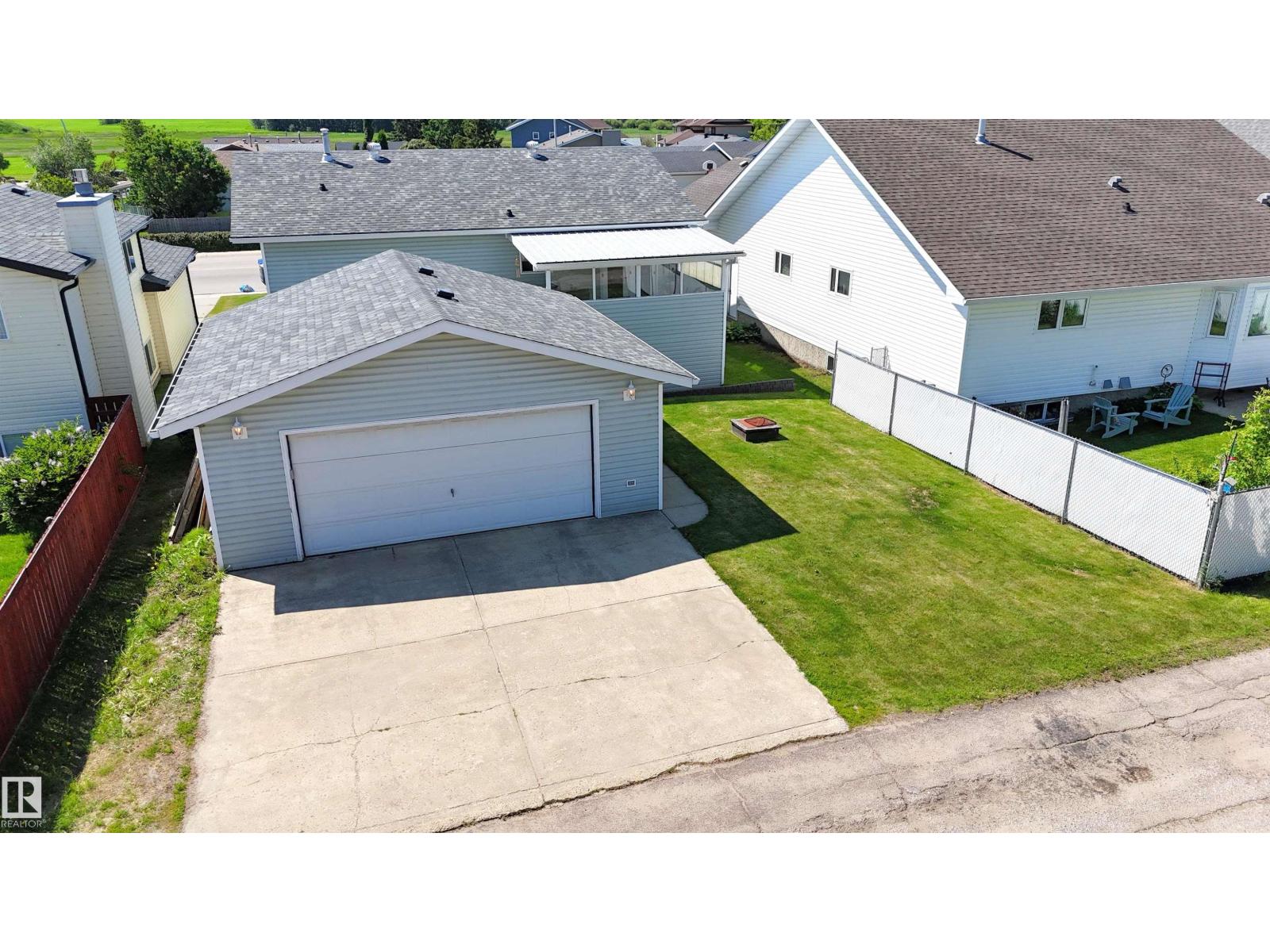 5003 57 AV — photo 42