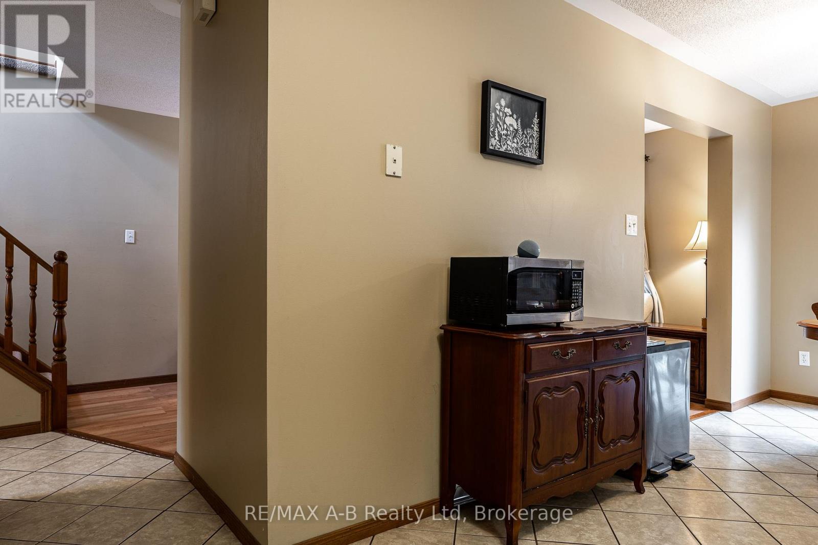 81 SOUTHVALE ROAD - 13