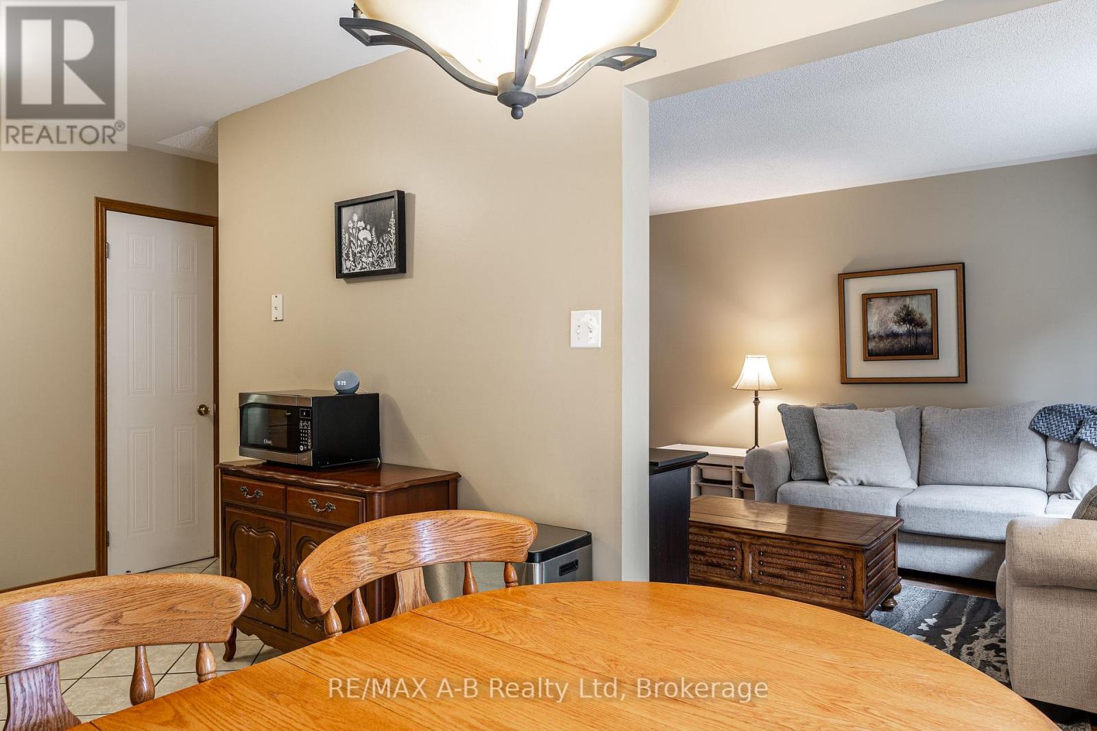 81 SOUTHVALE ROAD - 17