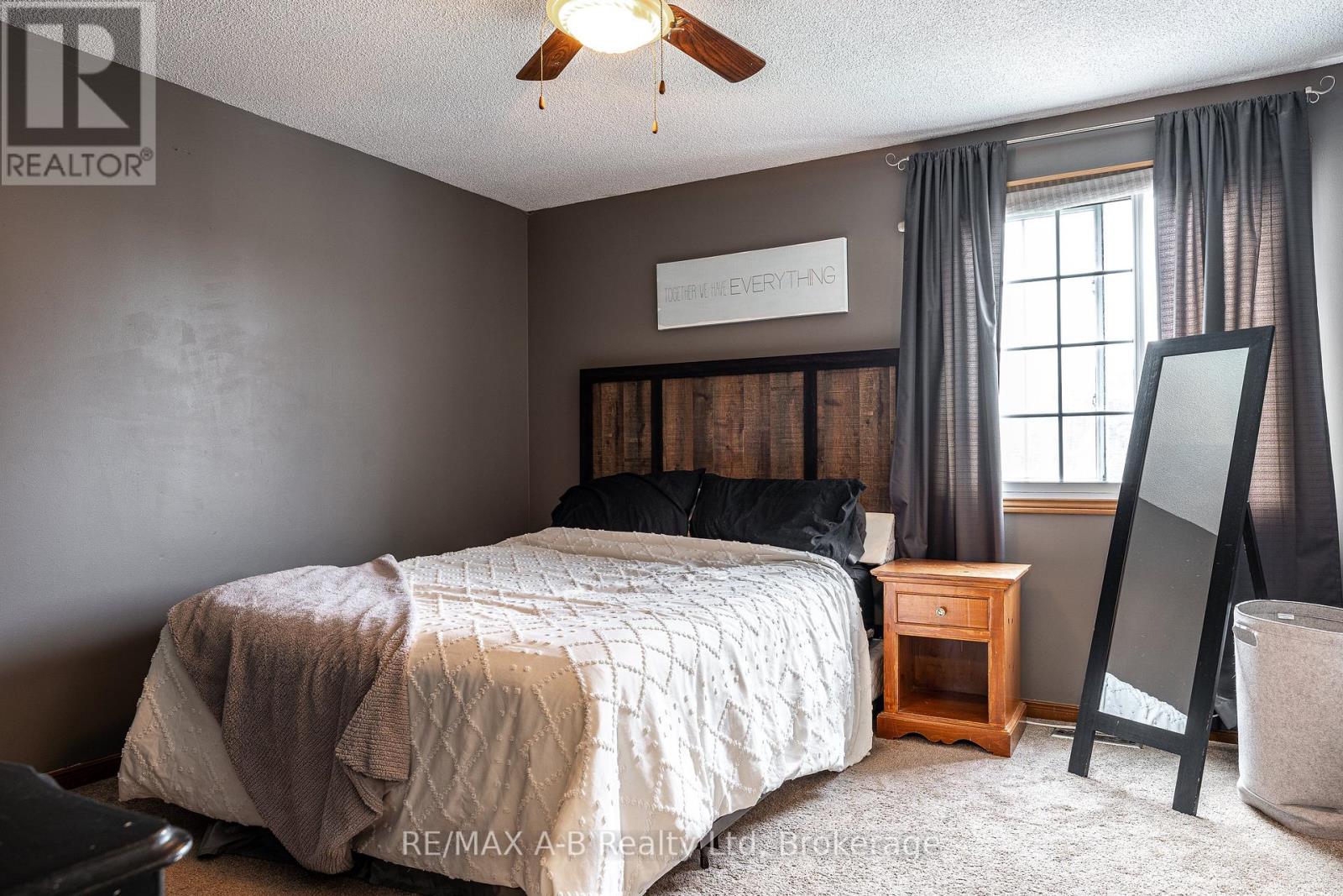 81 SOUTHVALE ROAD - 21