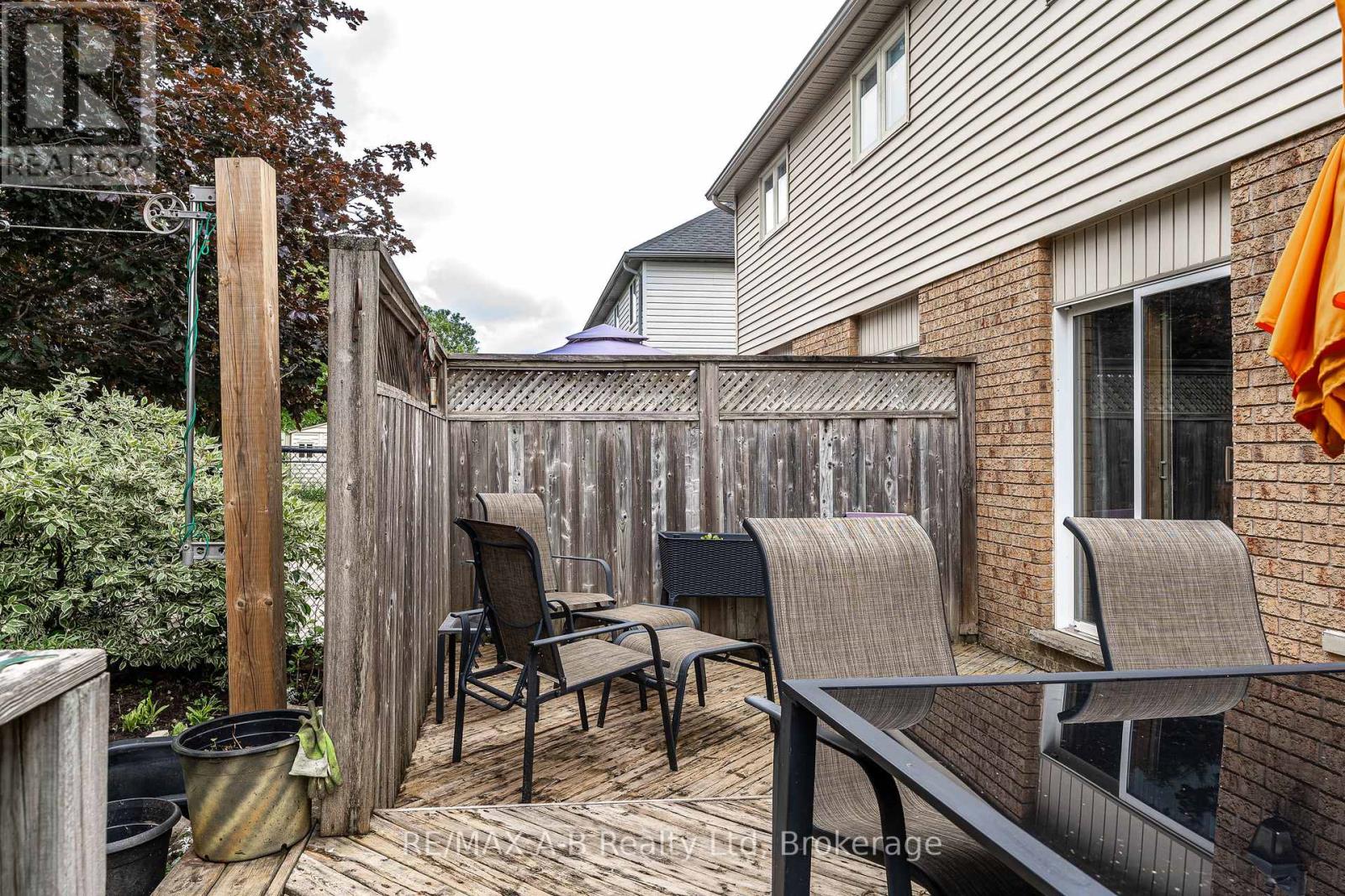 81 SOUTHVALE ROAD - 37