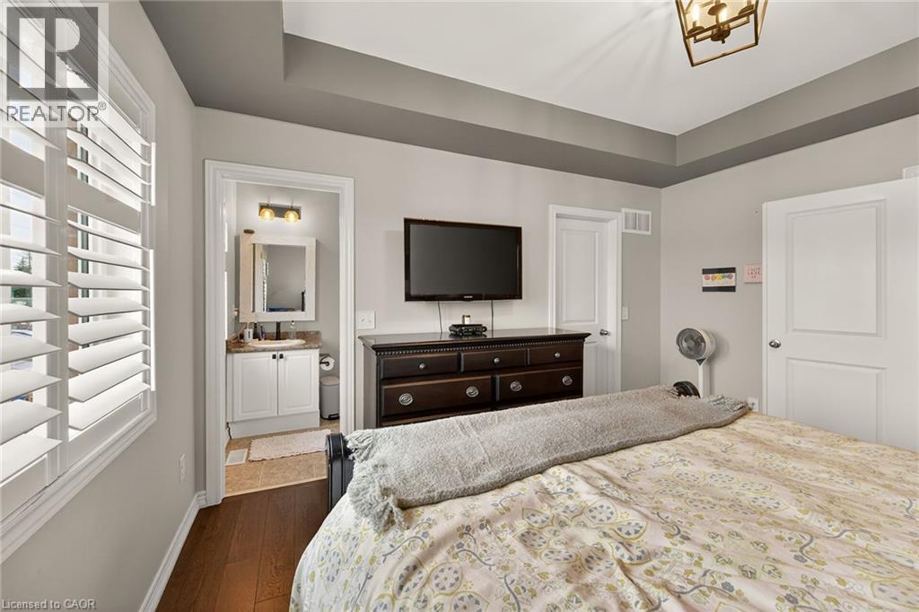 100 NARBONNE Crescent - 24