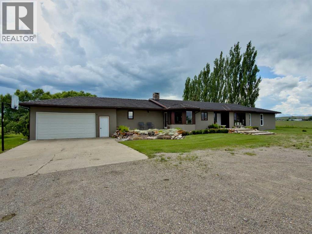 42082 Range Road 274 - 3