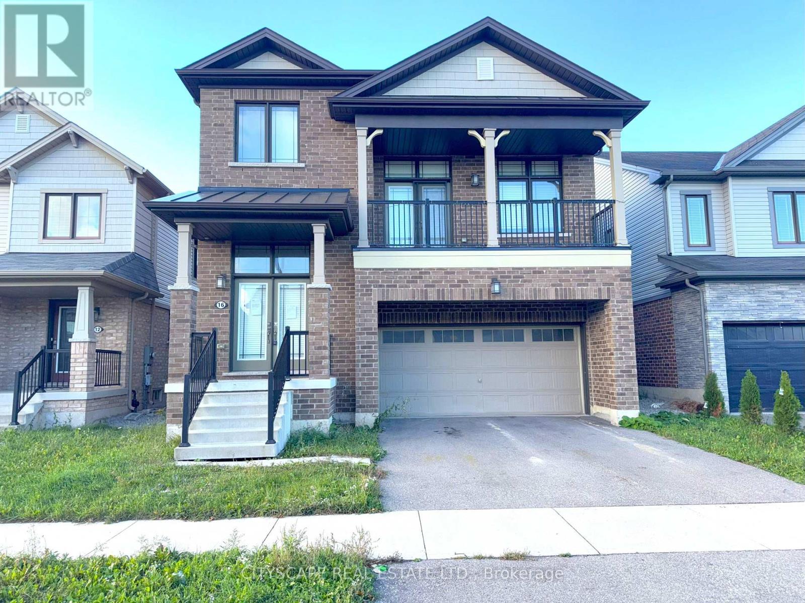 16 PAGEBROOK CRESCENT - 1