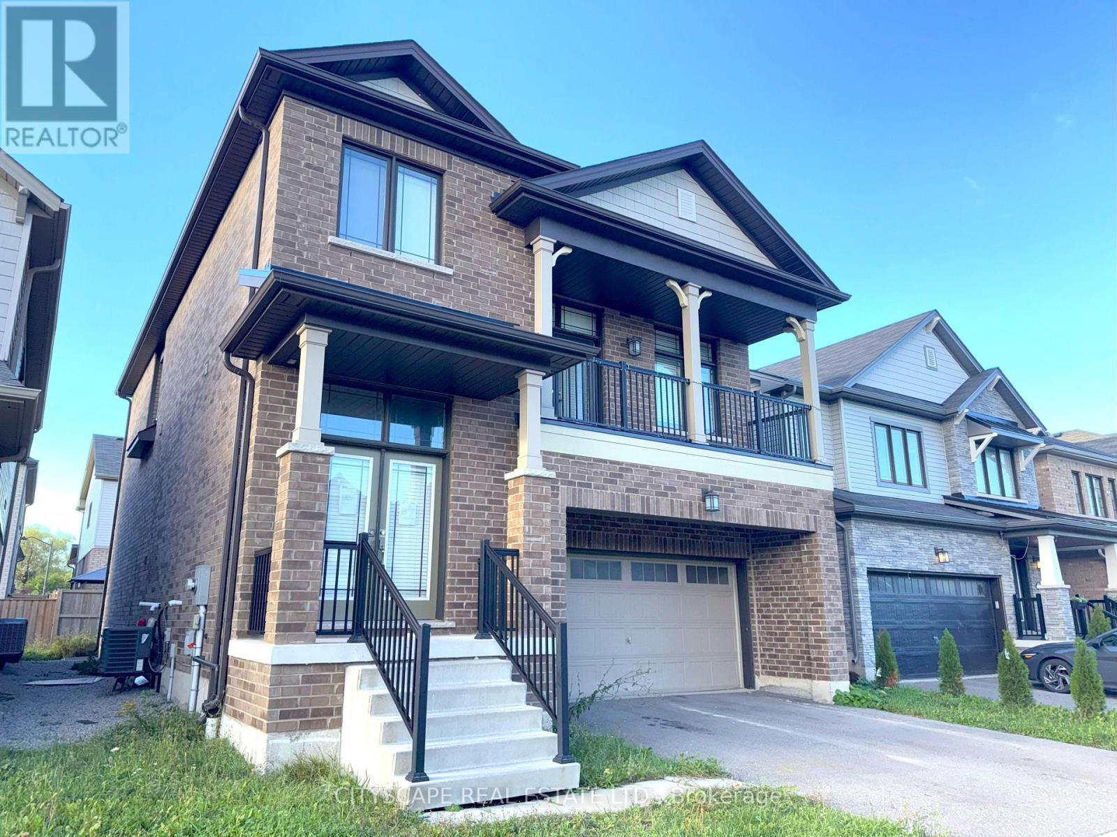 16 PAGEBROOK CRESCENT - 3