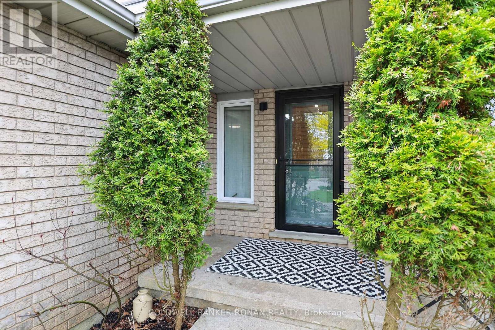 26 PHEASANT COURT - 10