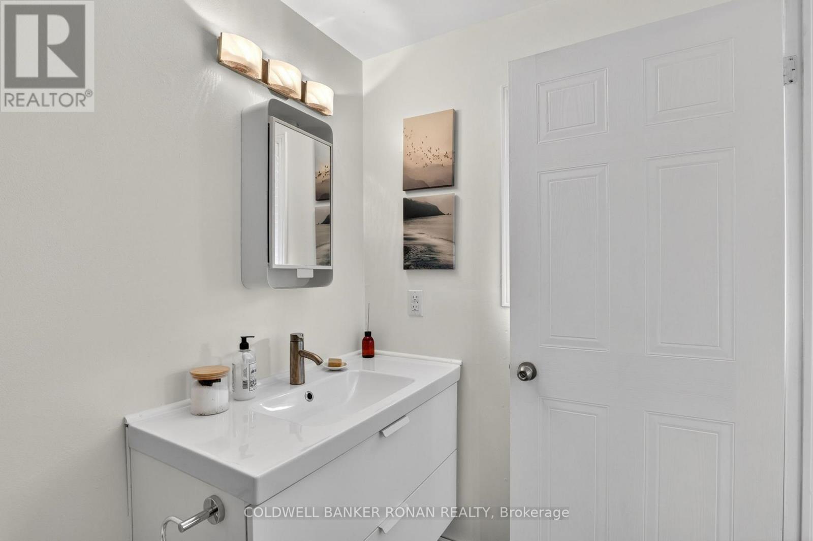 26 PHEASANT COURT - 26