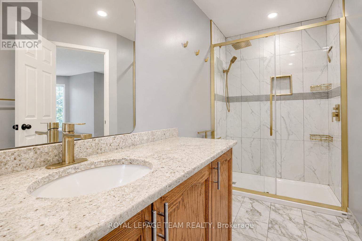 3 Bed, 4 Bath House for Rent in Ottawa – 11 MARCAY STREET, Ottawa – MLS# X13497254 - Image 15