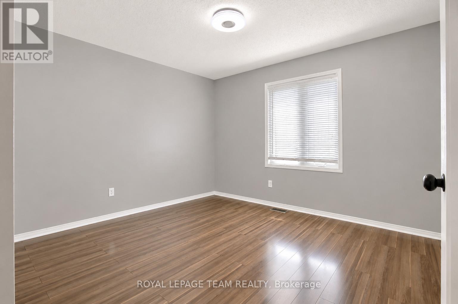 3 Bed, 4 Bath House for Rent in Ottawa – 11 MARCAY STREET, Ottawa – MLS# X13497254 - Image 18