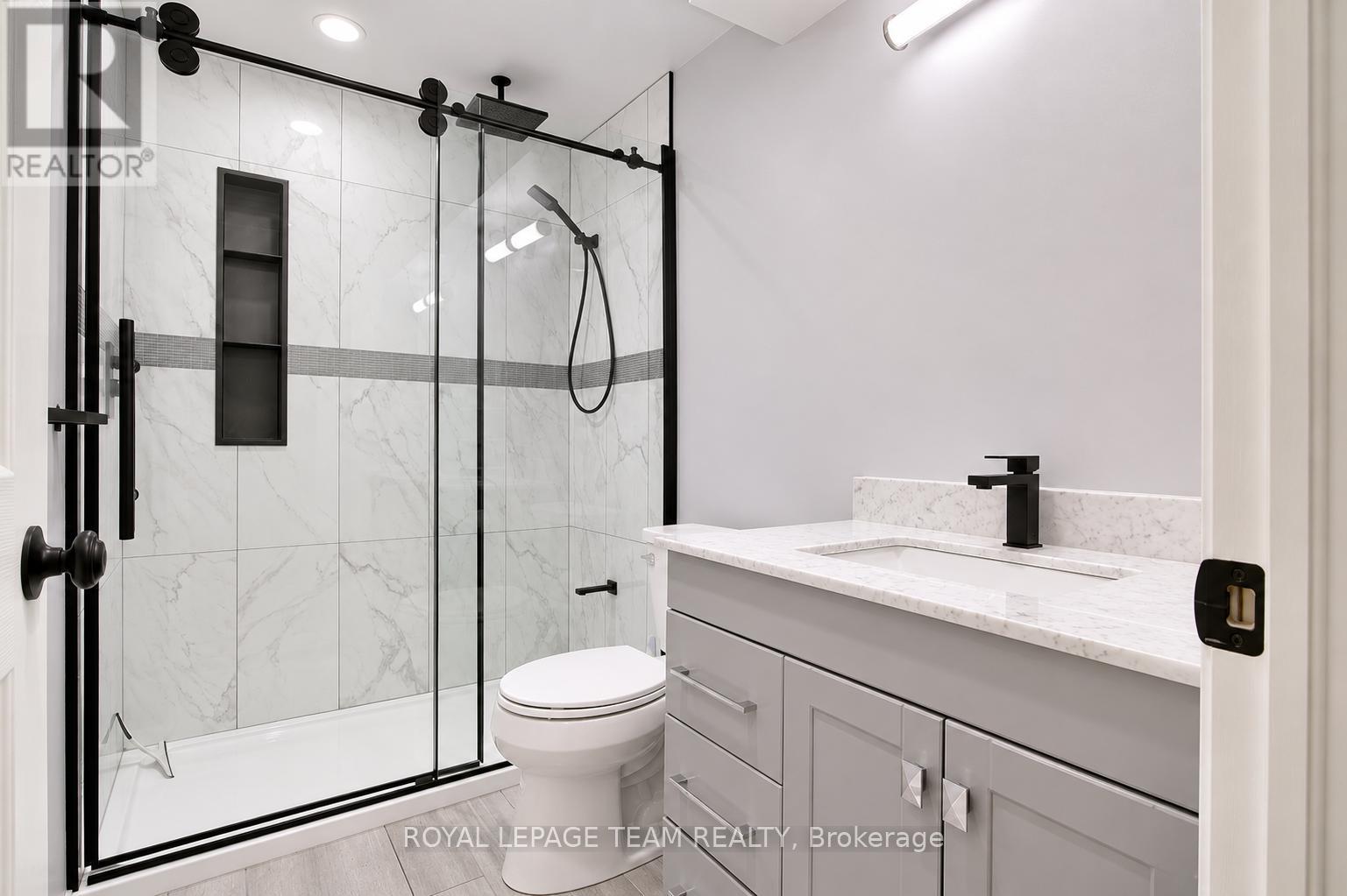 3 Bed, 4 Bath House for Rent in Ottawa – 11 MARCAY STREET, Ottawa – MLS# X13497254 - Image 20