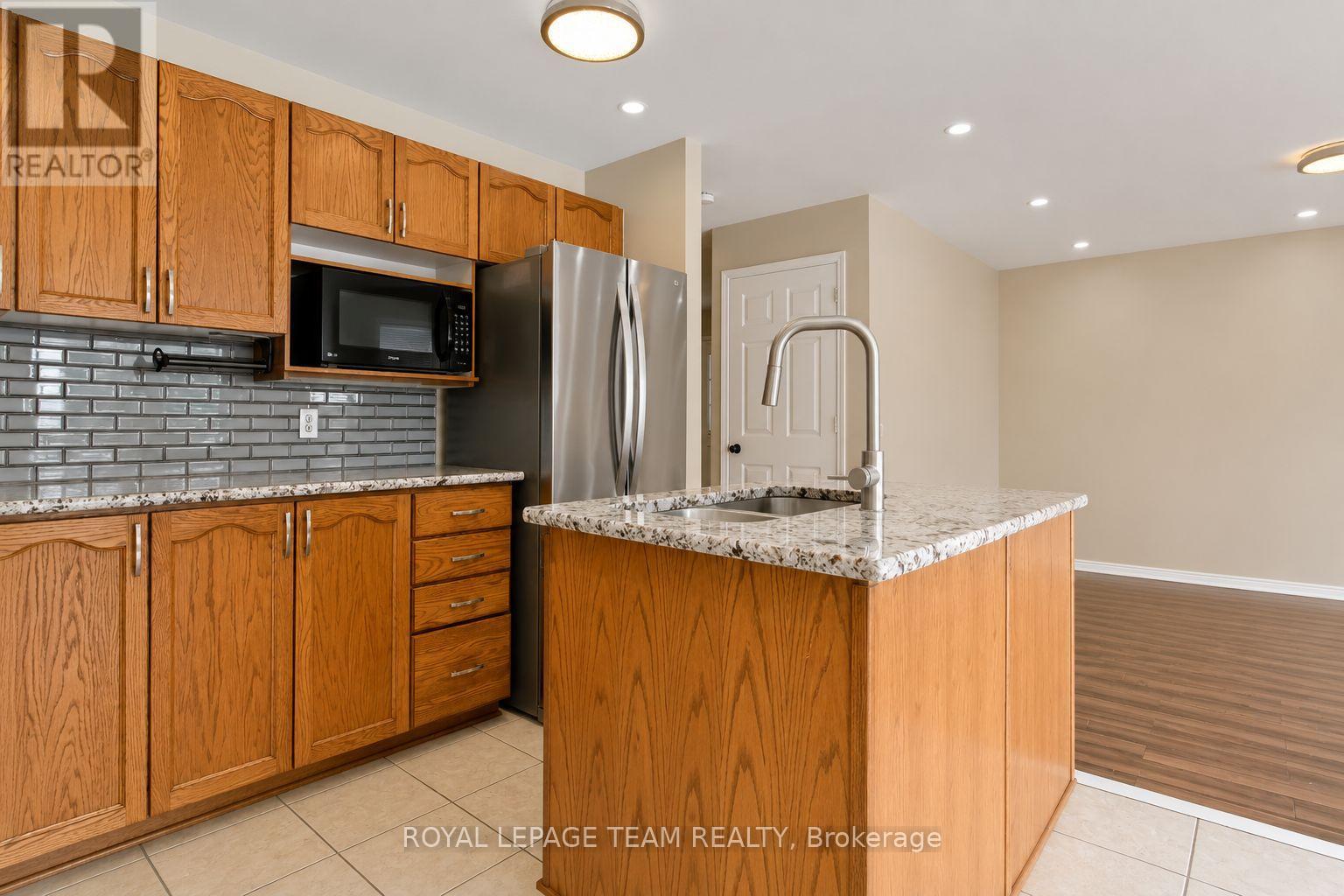 3 Bed, 4 Bath House for Rent in Ottawa – 11 MARCAY STREET, Ottawa – MLS# X13497254 - Image 7