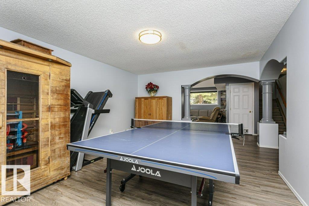 46 CLARKDALE DR — photo 44