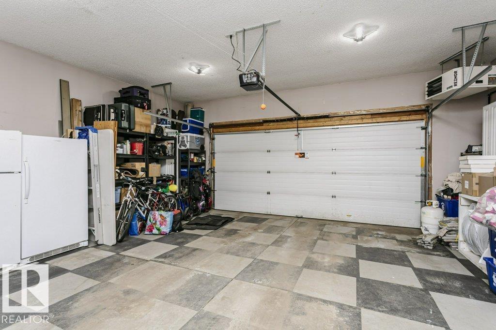 46 CLARKDALE DR — photo 53