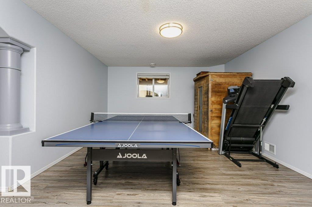 46 CLARKDALE DR — photo 43