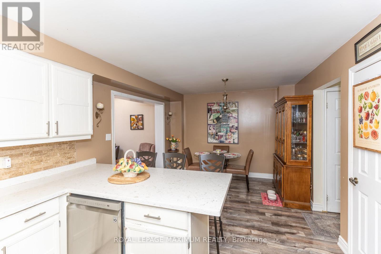 157 MISTY MEADOW DRIVE - 14