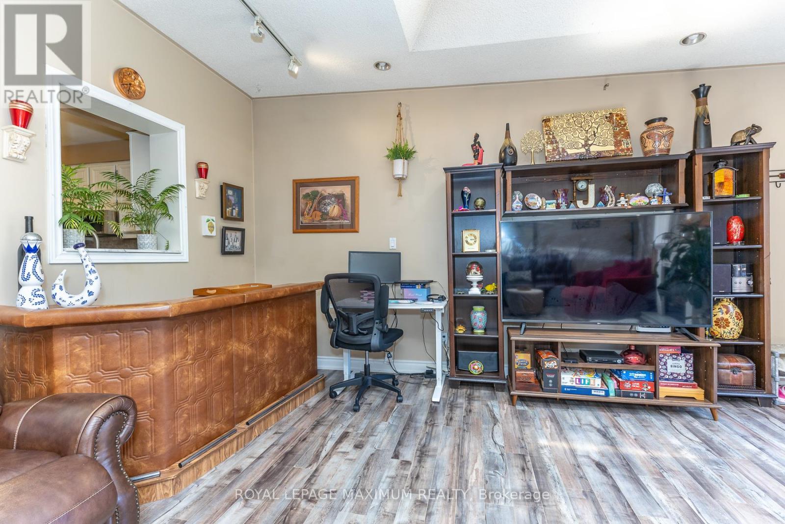 157 MISTY MEADOW DRIVE - 17