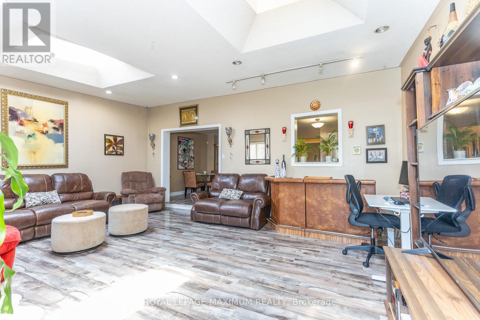 157 MISTY MEADOW DRIVE - 18