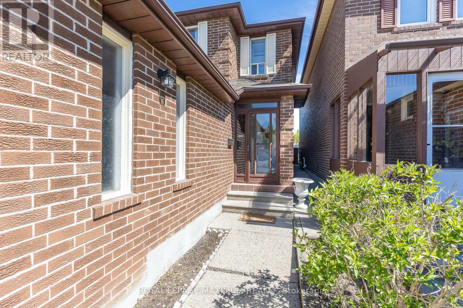 157 MISTY MEADOW DRIVE - 3