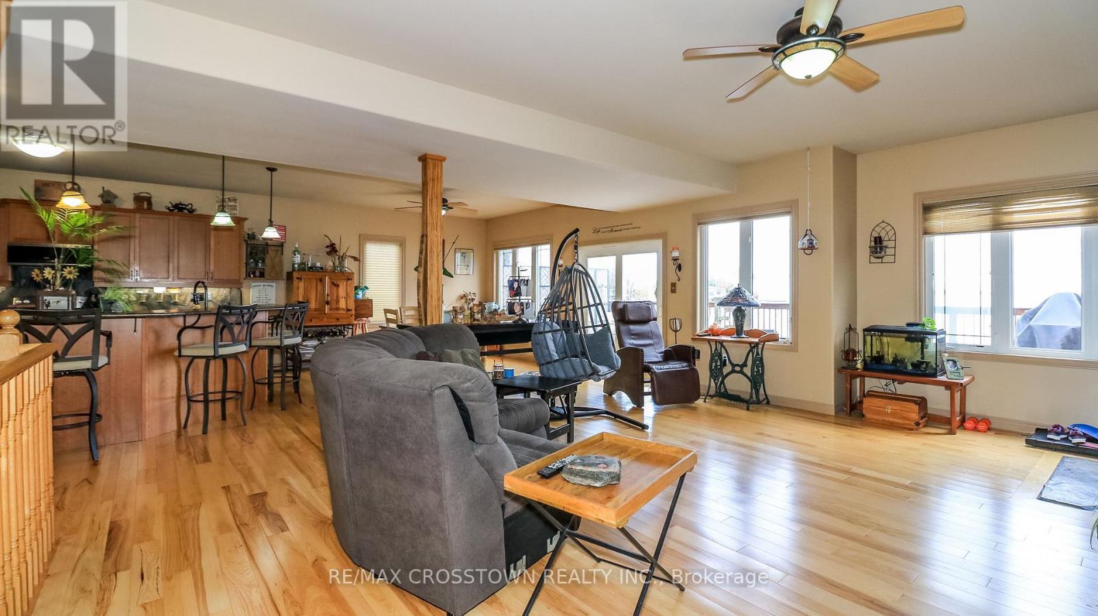 2325 CRYSTAL BEACH ROAD - 13