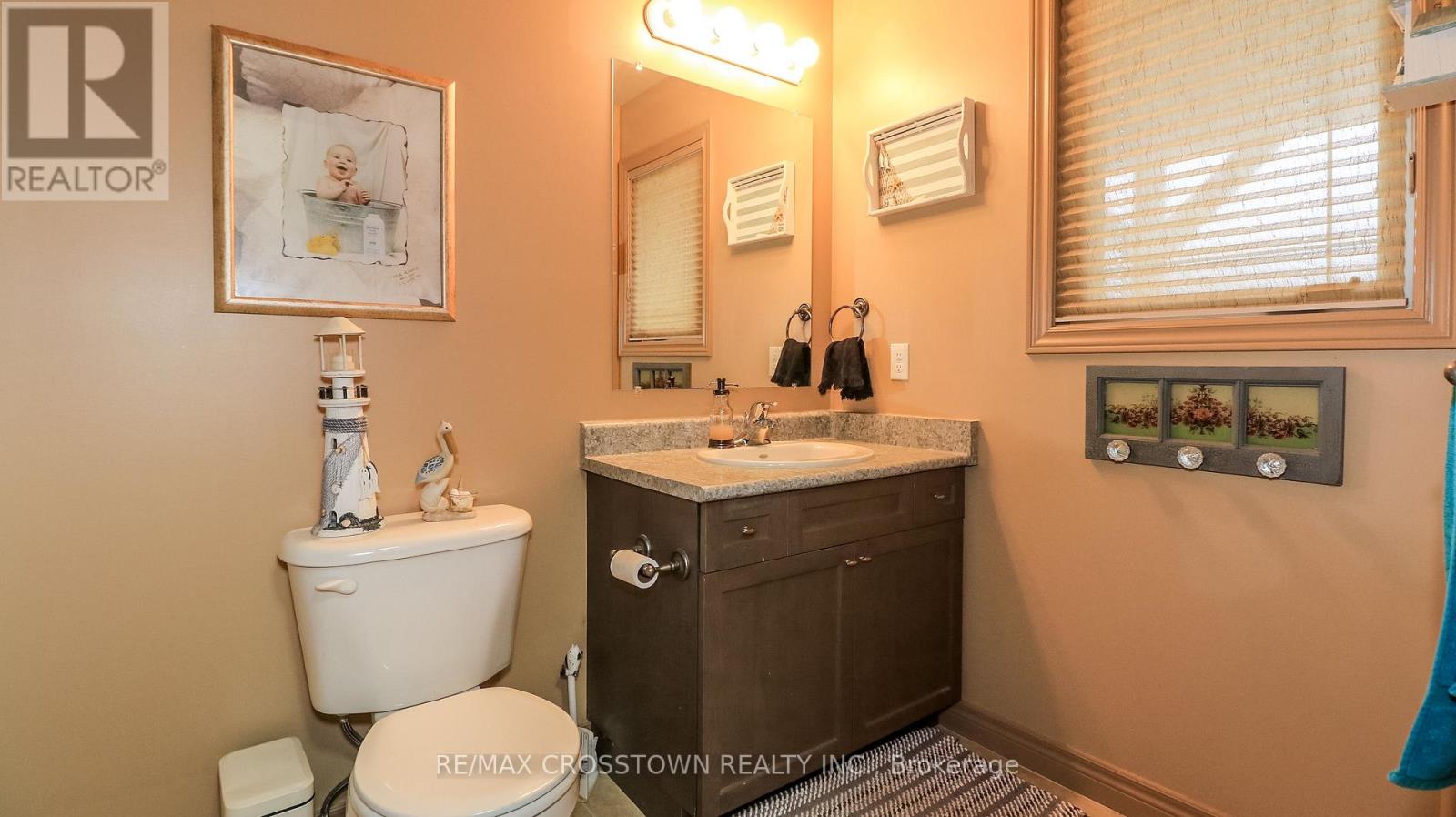 2325 CRYSTAL BEACH ROAD - 29
