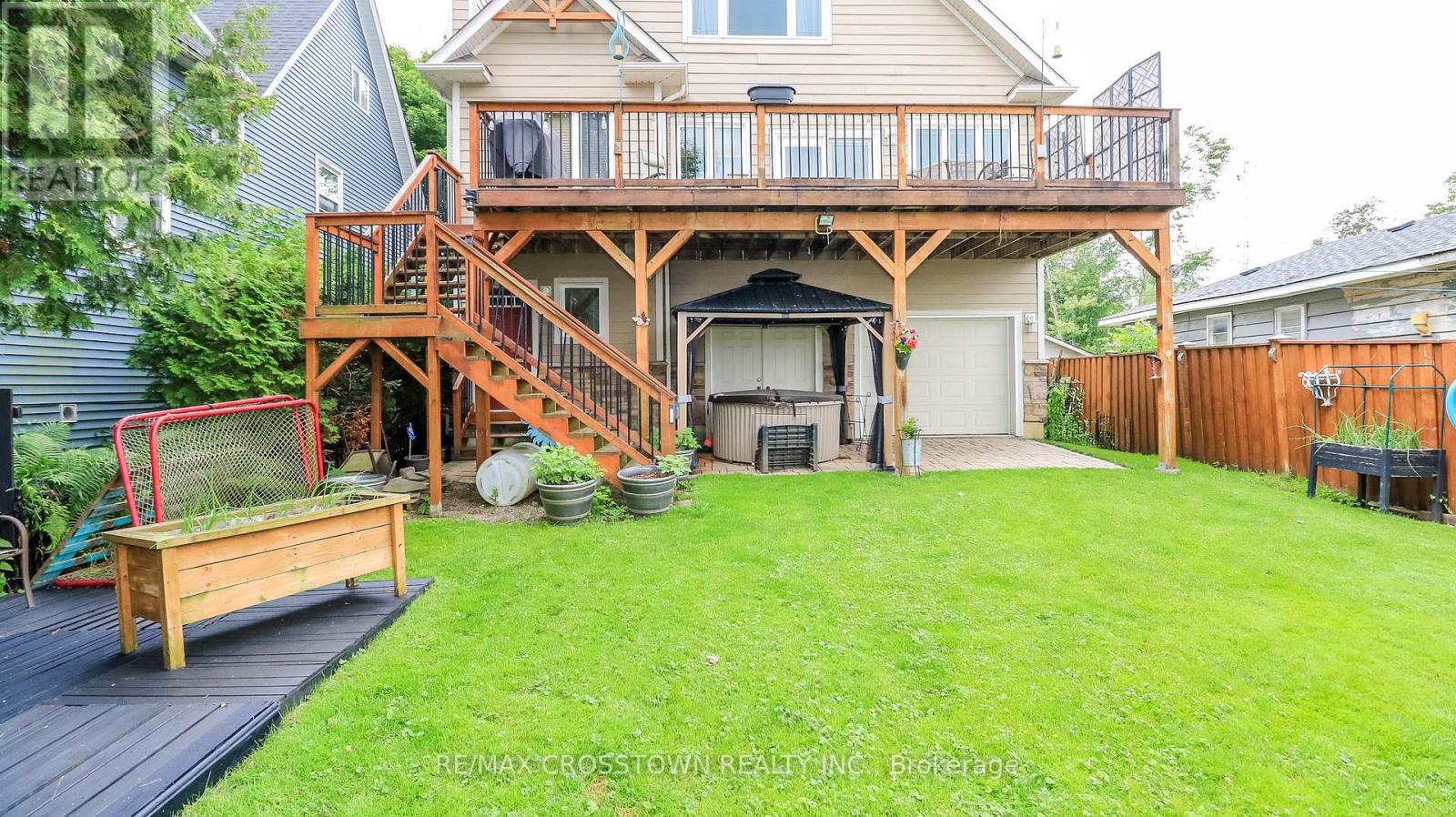 2325 CRYSTAL BEACH ROAD - 32