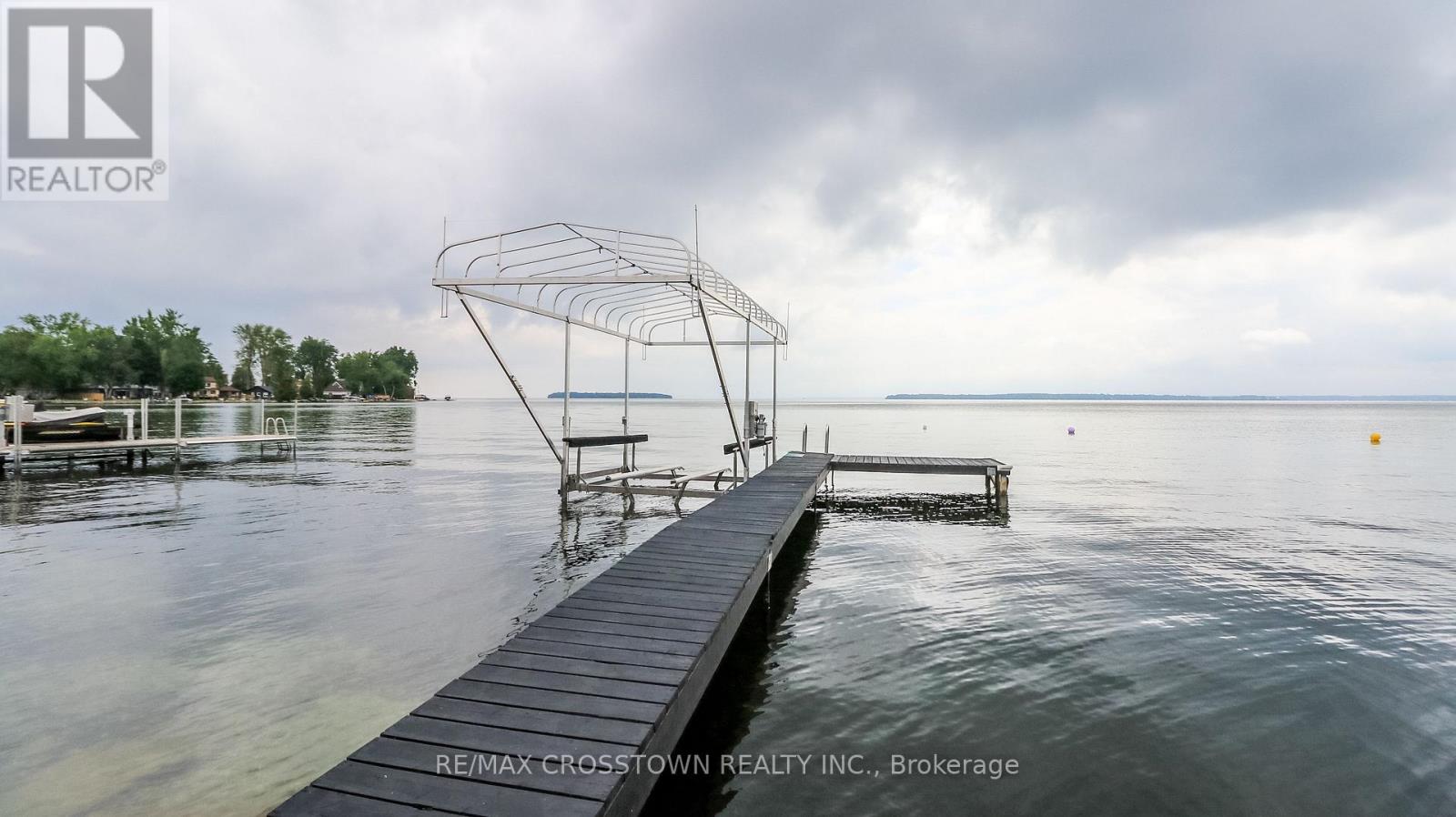 2325 CRYSTAL BEACH ROAD - 35