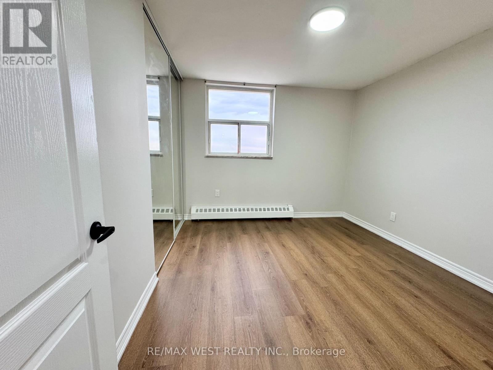 #709 3533 DERRY ROAD E - 11