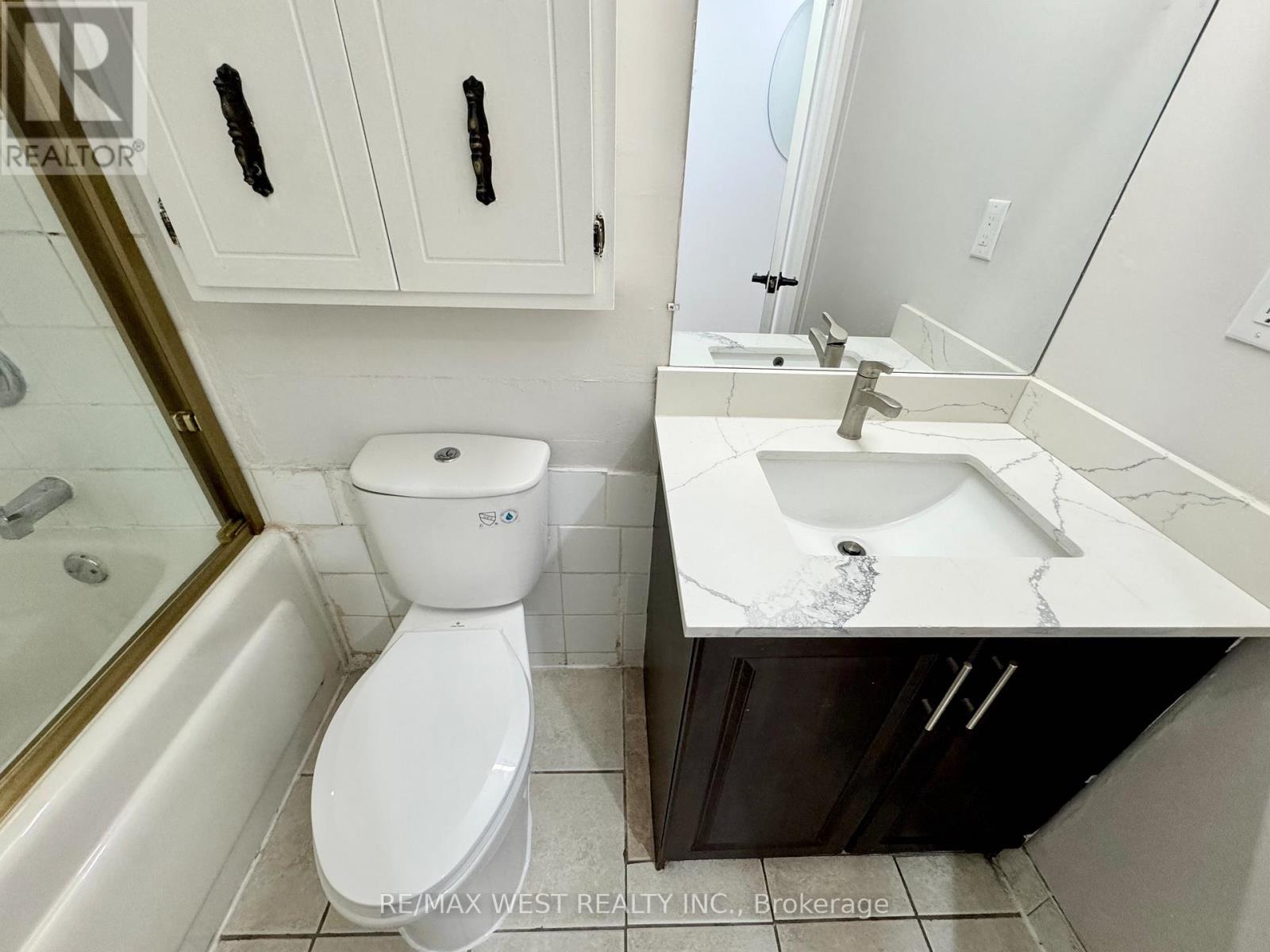 #709 3533 DERRY ROAD E - 22