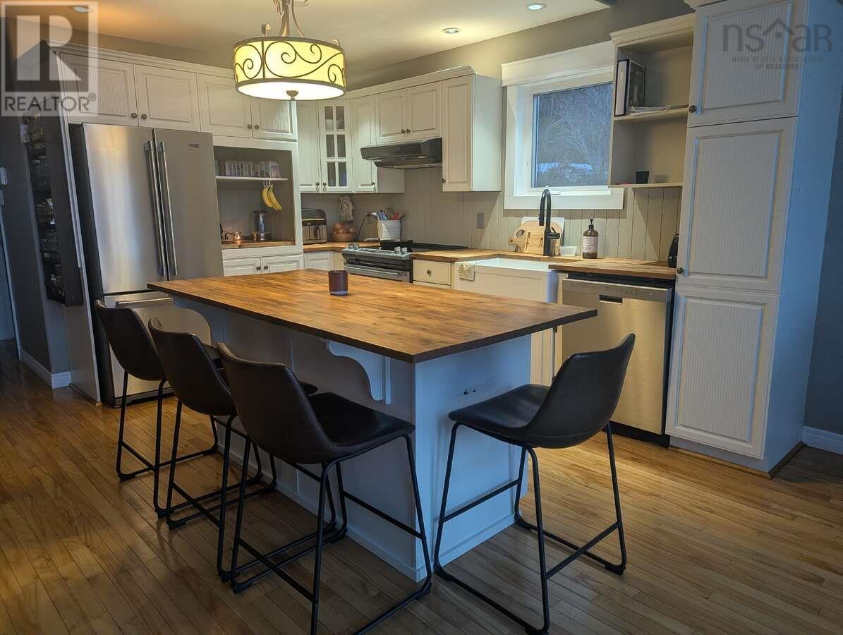 368 Lakeshore Drive - 20