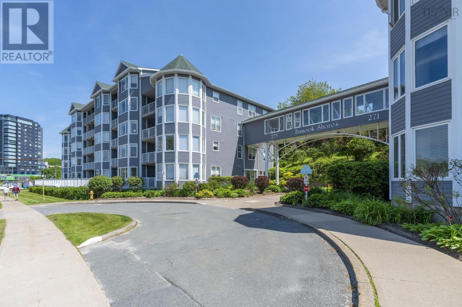 Property 2 of 36 of 111 275 Prince Albert Road