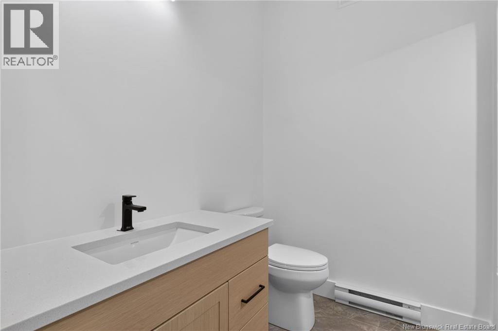 99 Maefield Street - Image 20