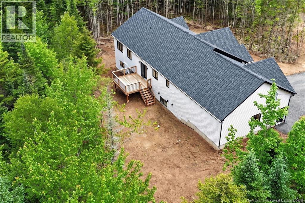 99 Maefield Street - Image 43