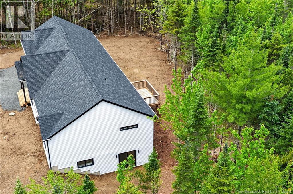 99 Maefield Street - 42