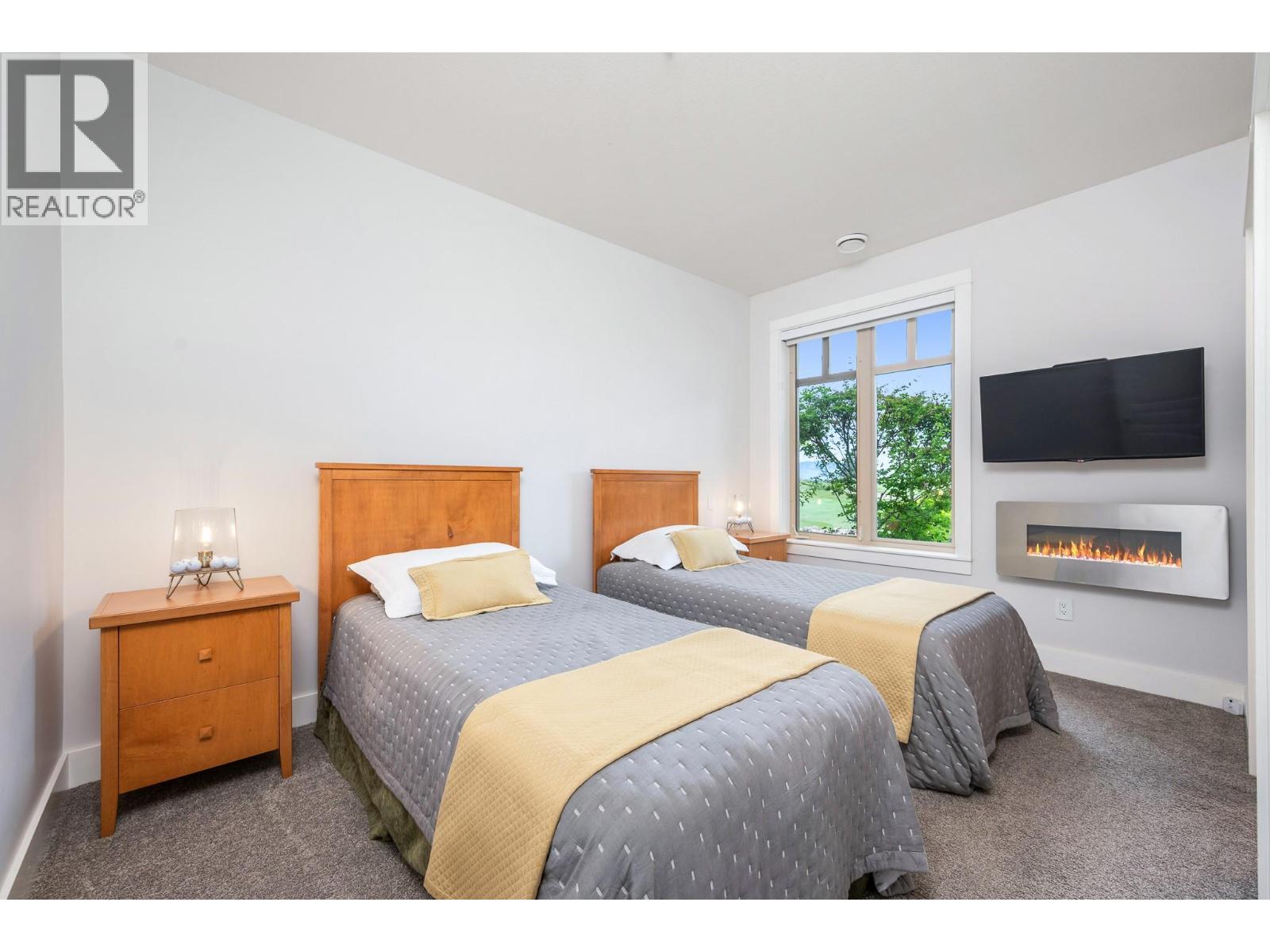 #42 251 Predator Ridge Drive - 32