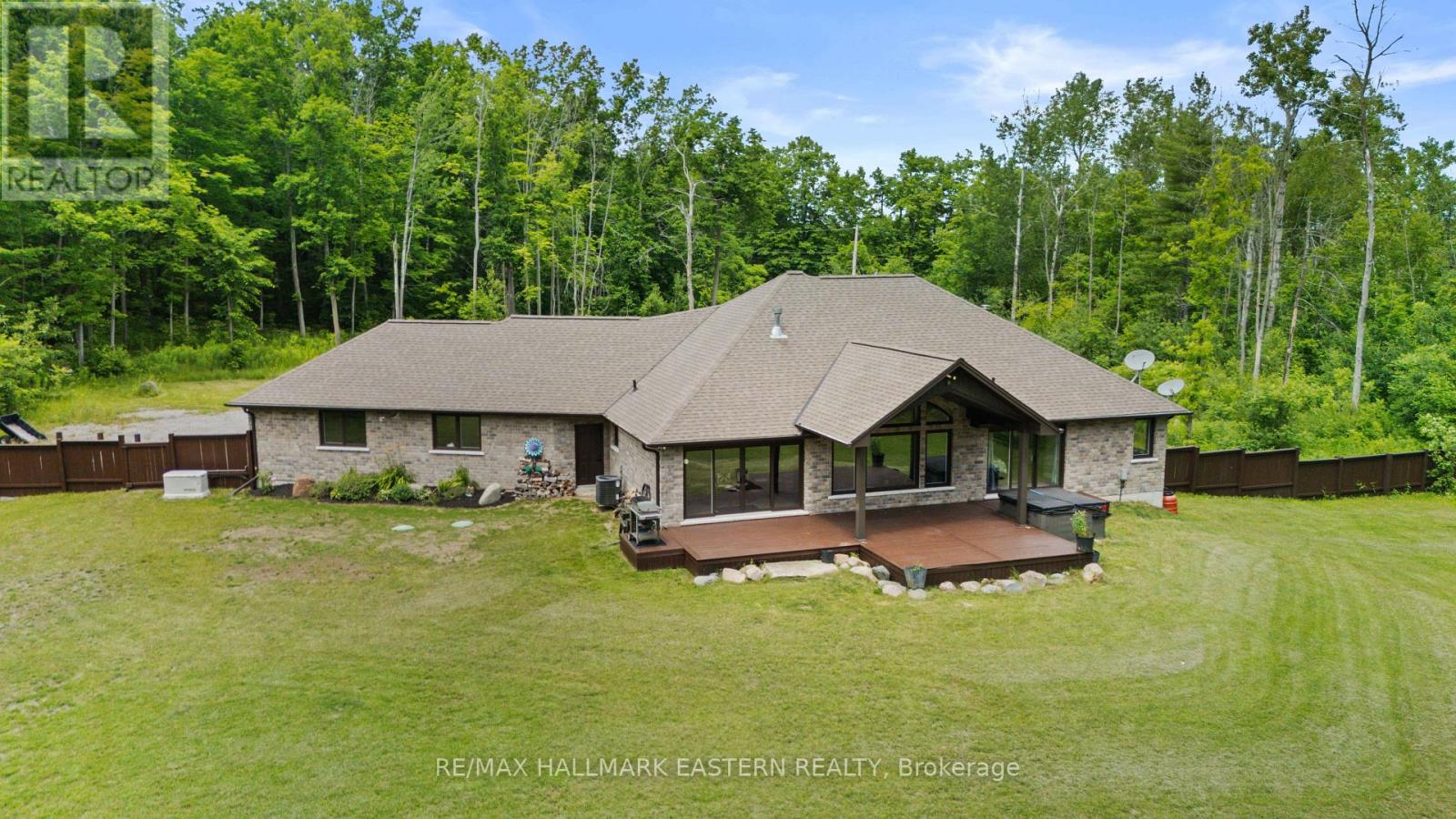202 RICHARDSON ROAD E - 2