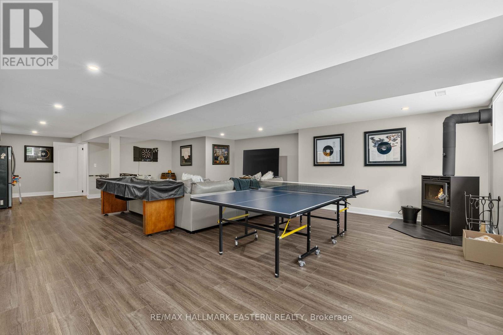 202 RICHARDSON ROAD E - 29